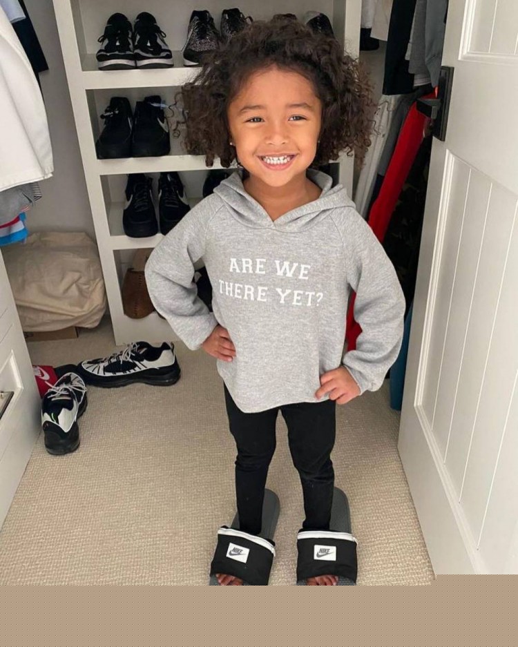 长期并肩 长期并肩